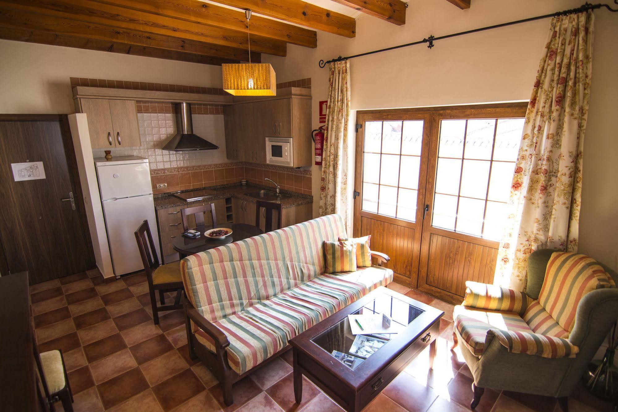 La Casa De Las Titas เบเลซ-มาลากา ภายนอก รูปภาพ